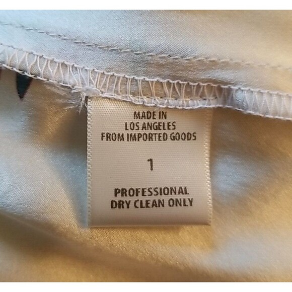 STONE COLD FOX Floral Lined 100% Silk 3 Button Blouse Top Size 1 US Small    T48 - Picture 10 of 11